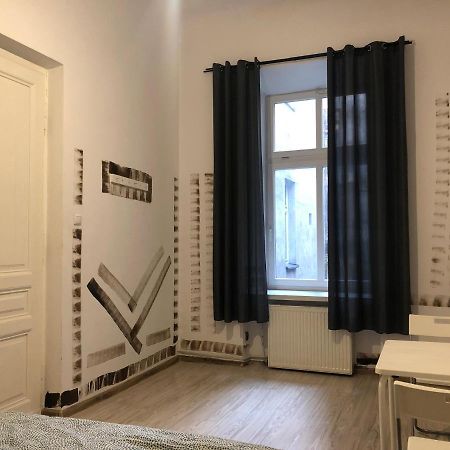 Pokoj Sali 2 Cracóvia Exterior foto