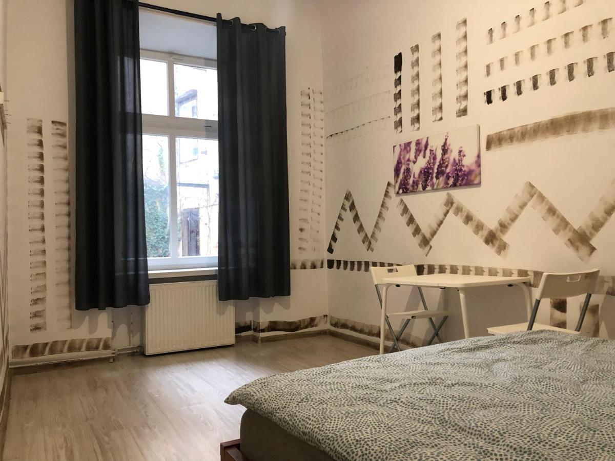 Pokoj Sali 2 Cracóvia Exterior foto